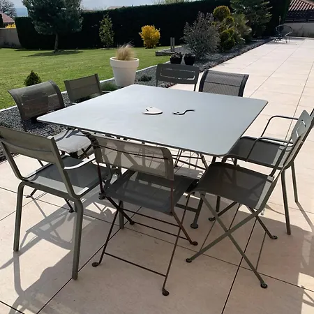 Au Tresor De Rose Etage Privatif Chic Dans Maison Saint-Germain-Laval (Loire)